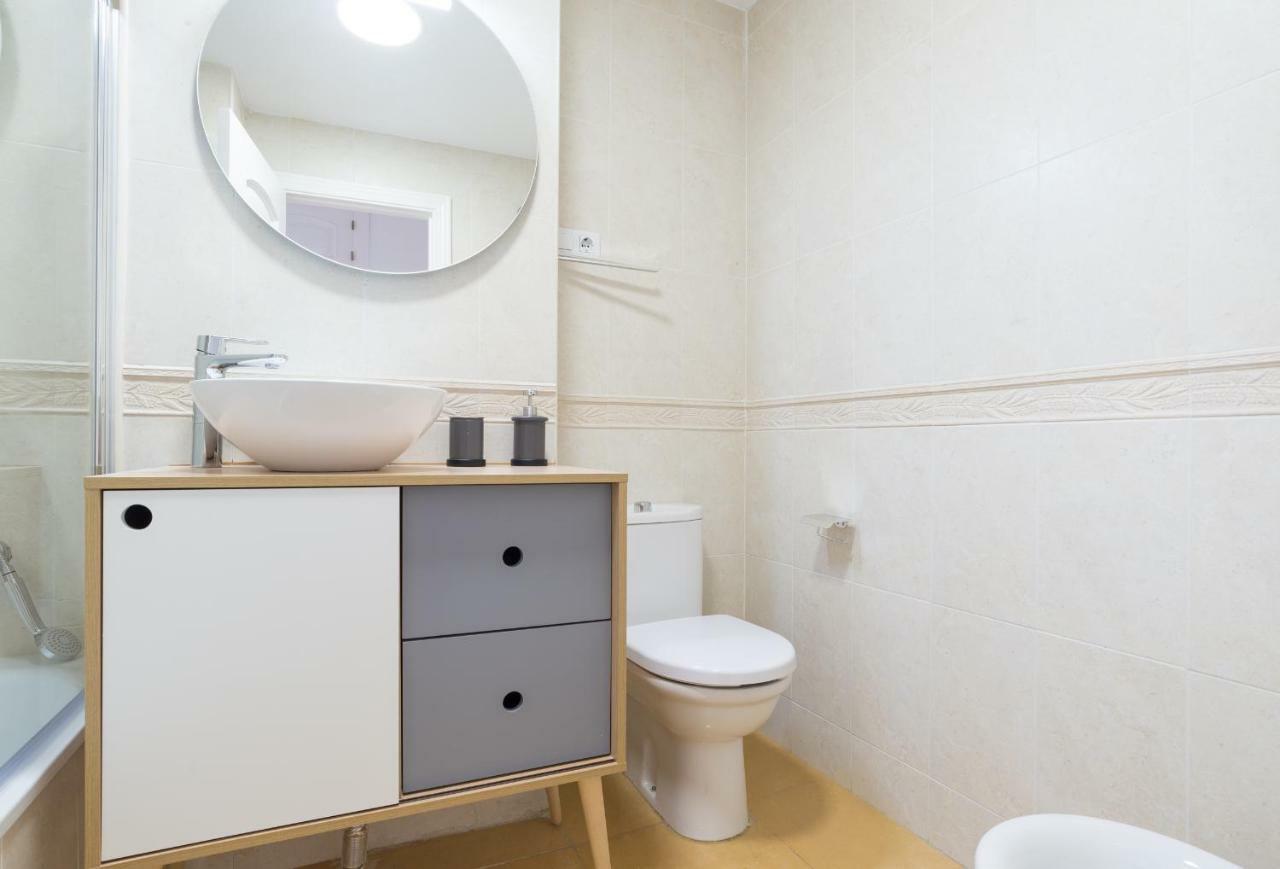 מאלגה Apartamentos Tucan מראה חיצוני תמונה