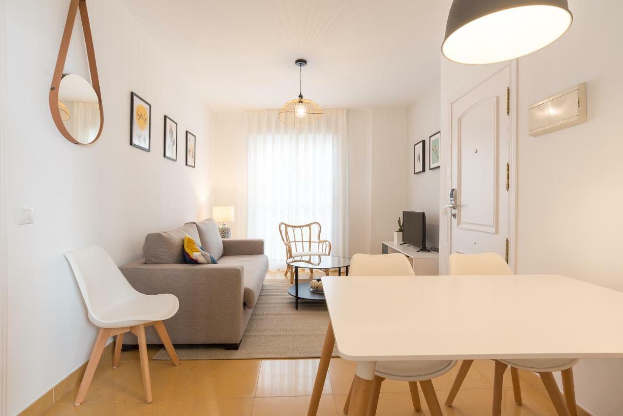 מאלגה Apartamentos Tucan מראה חיצוני תמונה