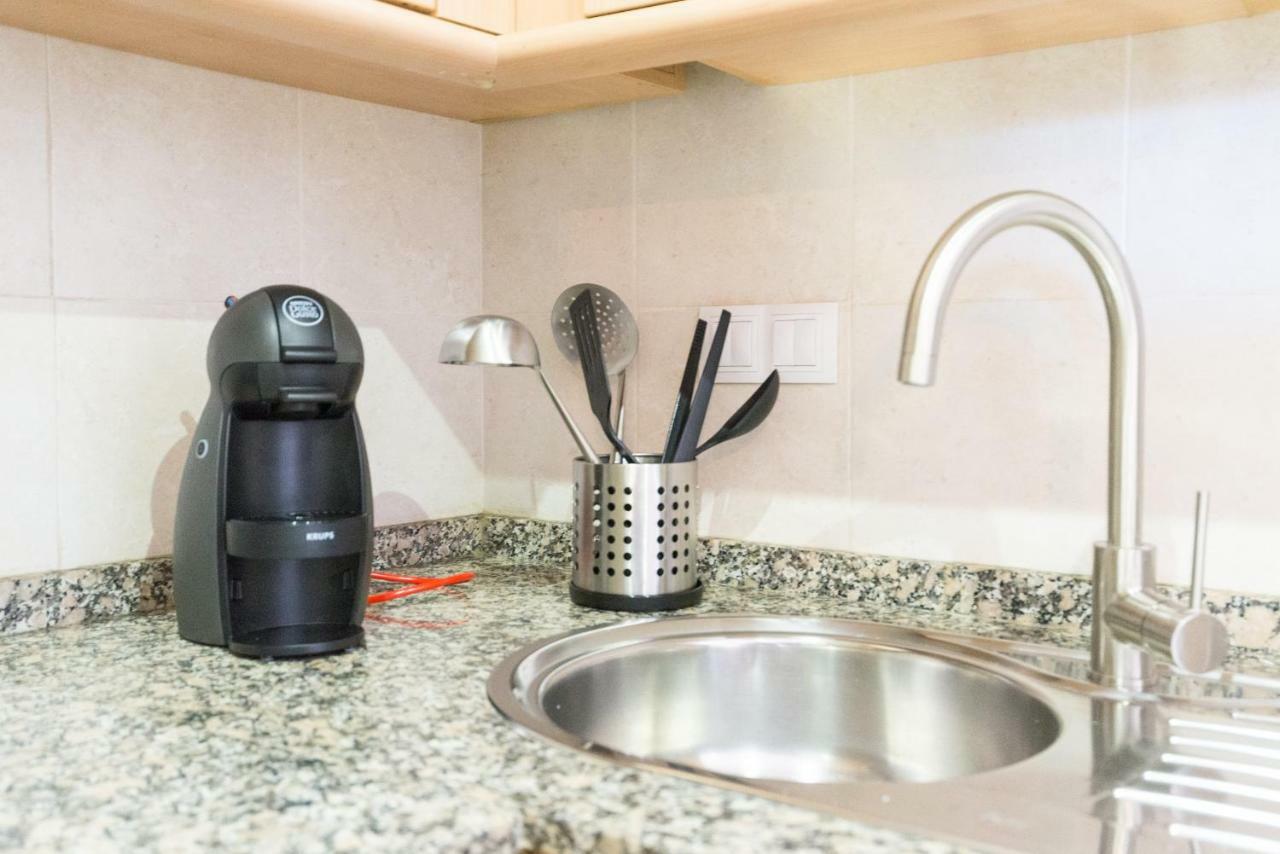 מאלגה Apartamentos Tucan מראה חיצוני תמונה