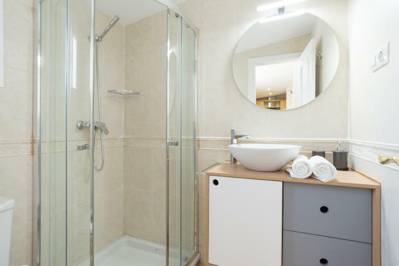 מאלגה Apartamentos Tucan מראה חיצוני תמונה