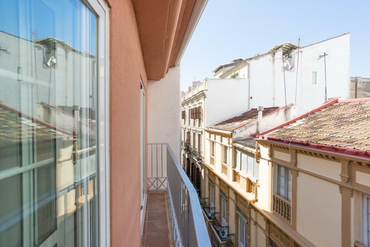 מאלגה Apartamentos Tucan מראה חיצוני תמונה